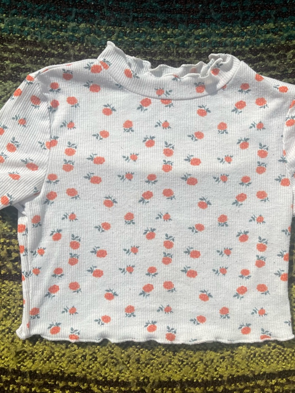 Slightly Cropped Ribbed White Tee with Orange Rose Print